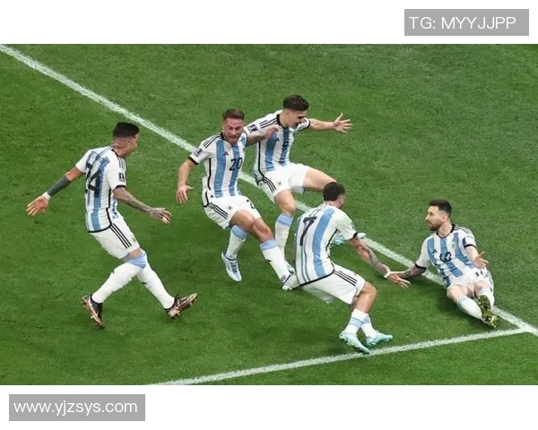 回顾足球明星昔日英俊风采的经典照片集锦